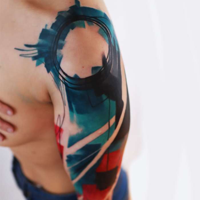 Abstract halfsleeve tattoo